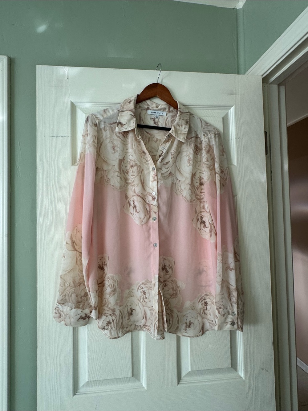 Rose & Olive Pink and Cream Floral Button-Down Blouse